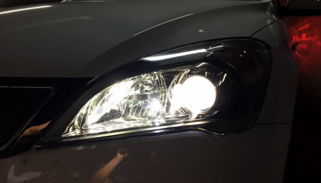 Conciërge Franje Interactie H4 led ombouwset | HID Xenon Verlichting